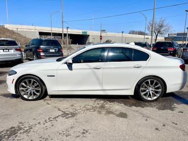 BMW 5 Series 2014 - Thumbnail 10
