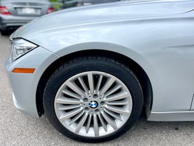 BMW 3-Series 2015 - Thumbnail 3