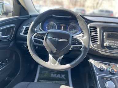 Chrysler 200 2016 - Thumbnail 17