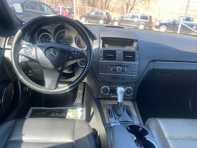 Mercedes-Benz C-Class 2011 - Thumbnail 14