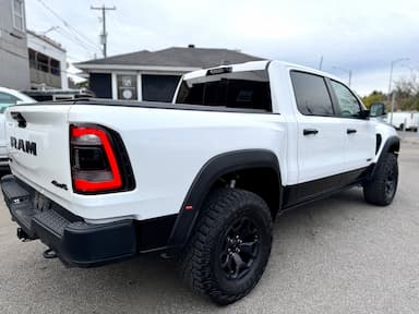 Dodge Ram 1500 2023 - Thumbnail 3