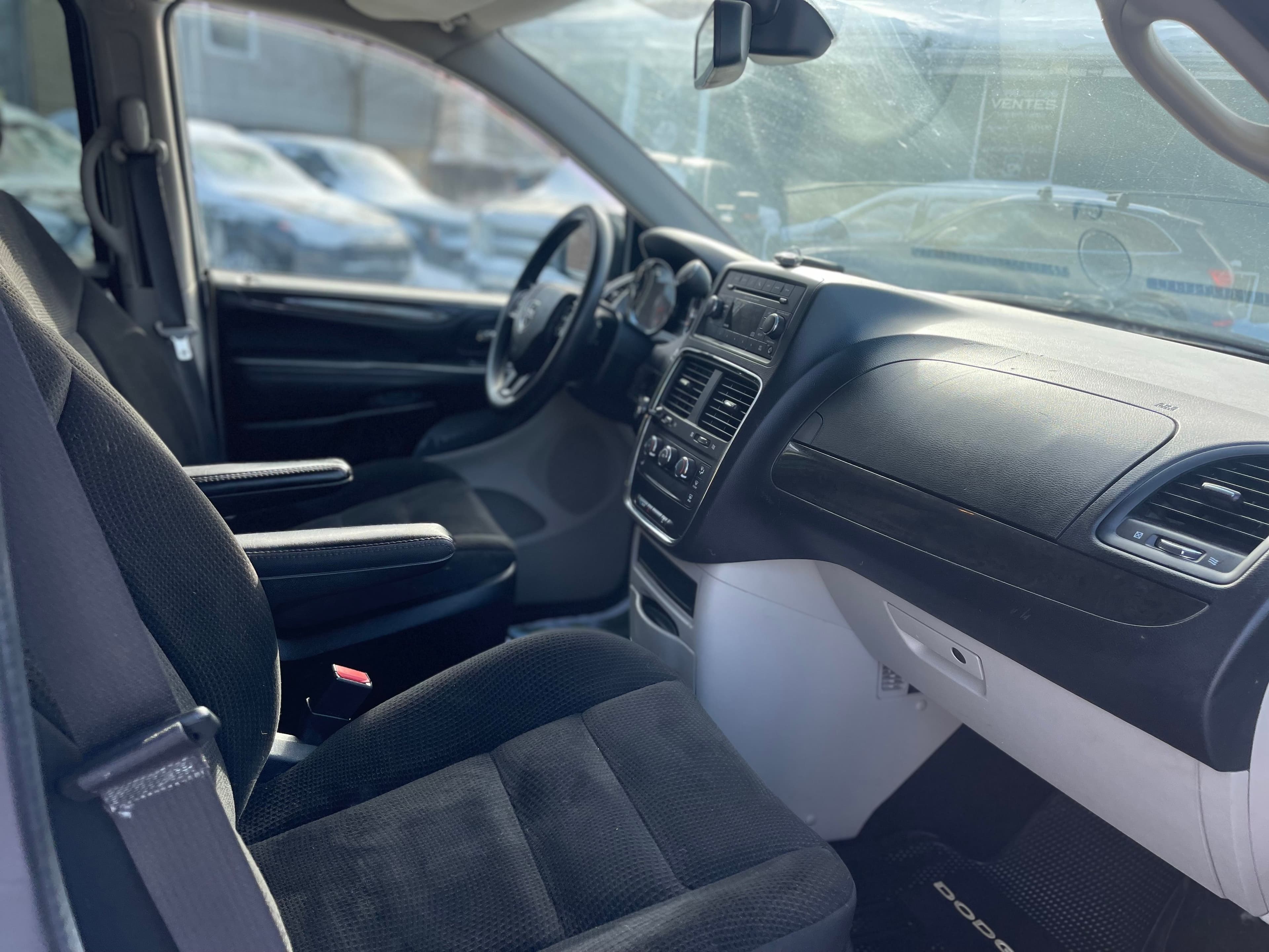 Dodge Grand Caravan 2020 - Image 15