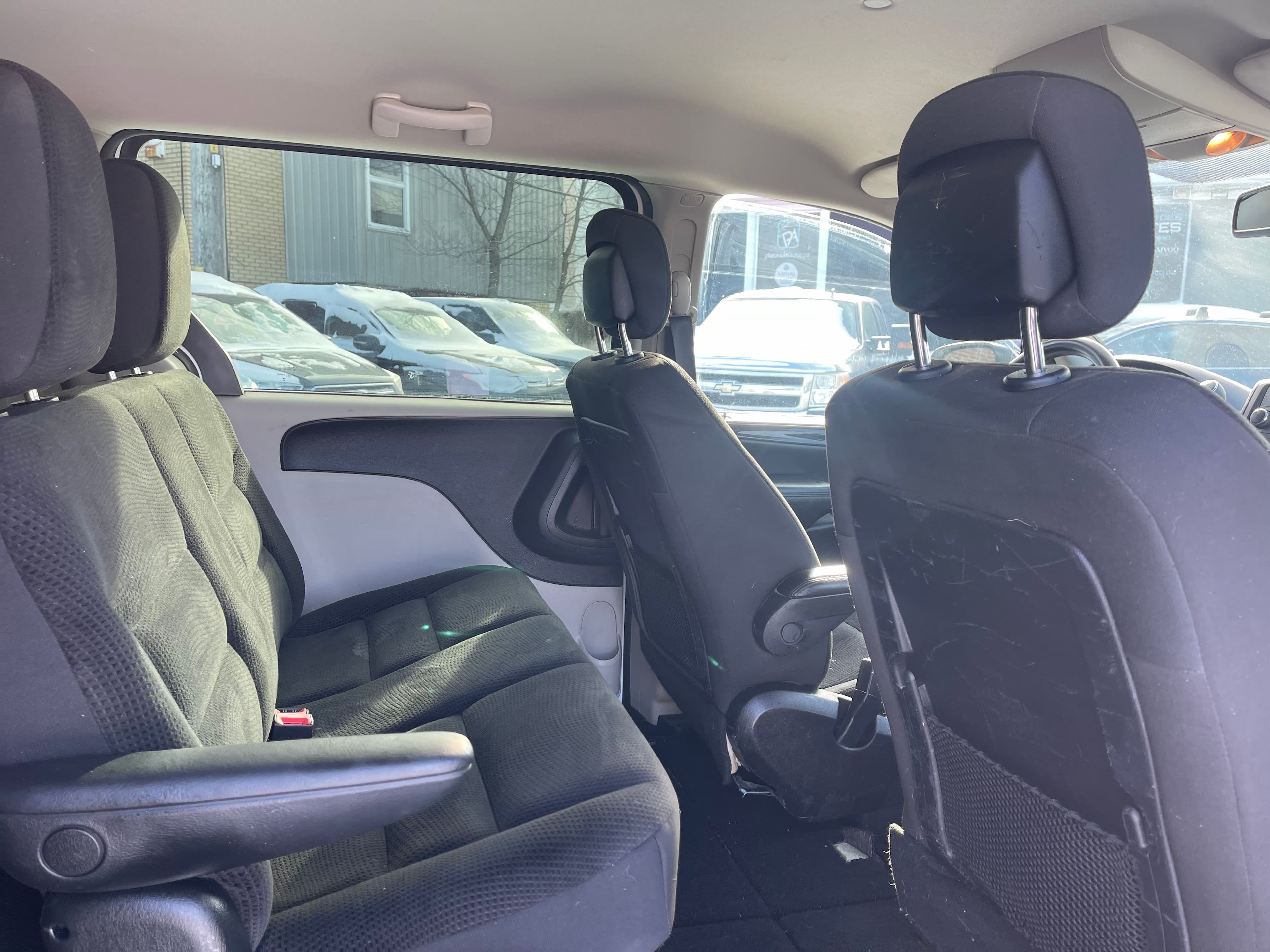 Dodge Grand Caravan 2020 - Image 16