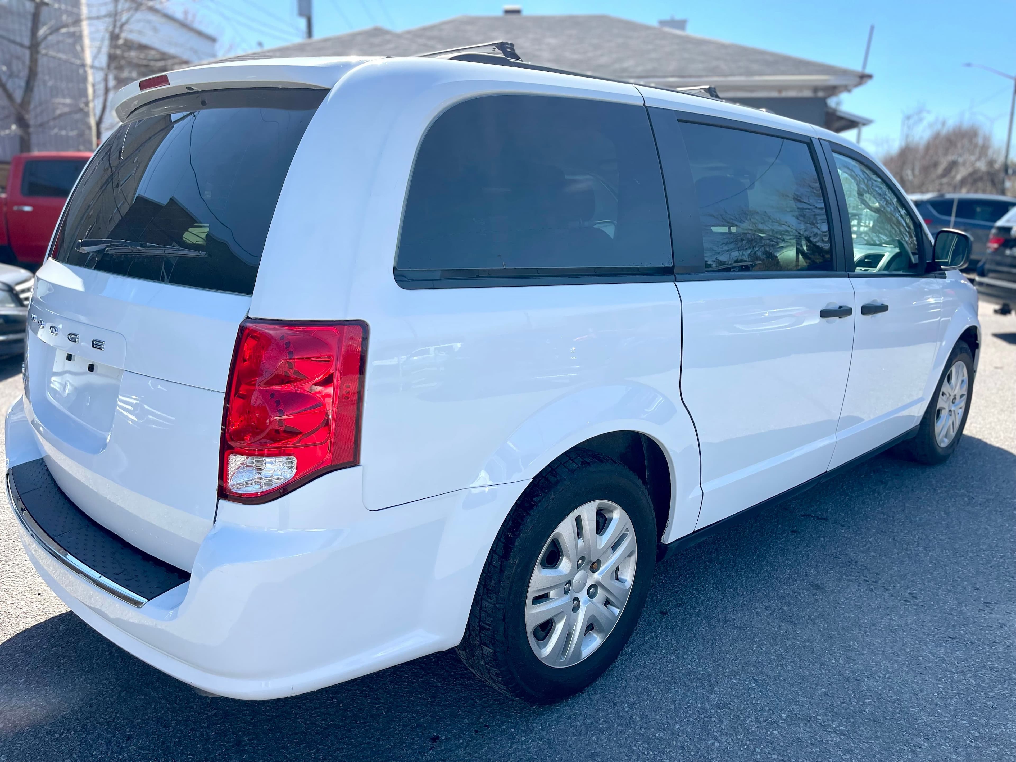 Dodge Grand Caravan 2020 - Image 7
