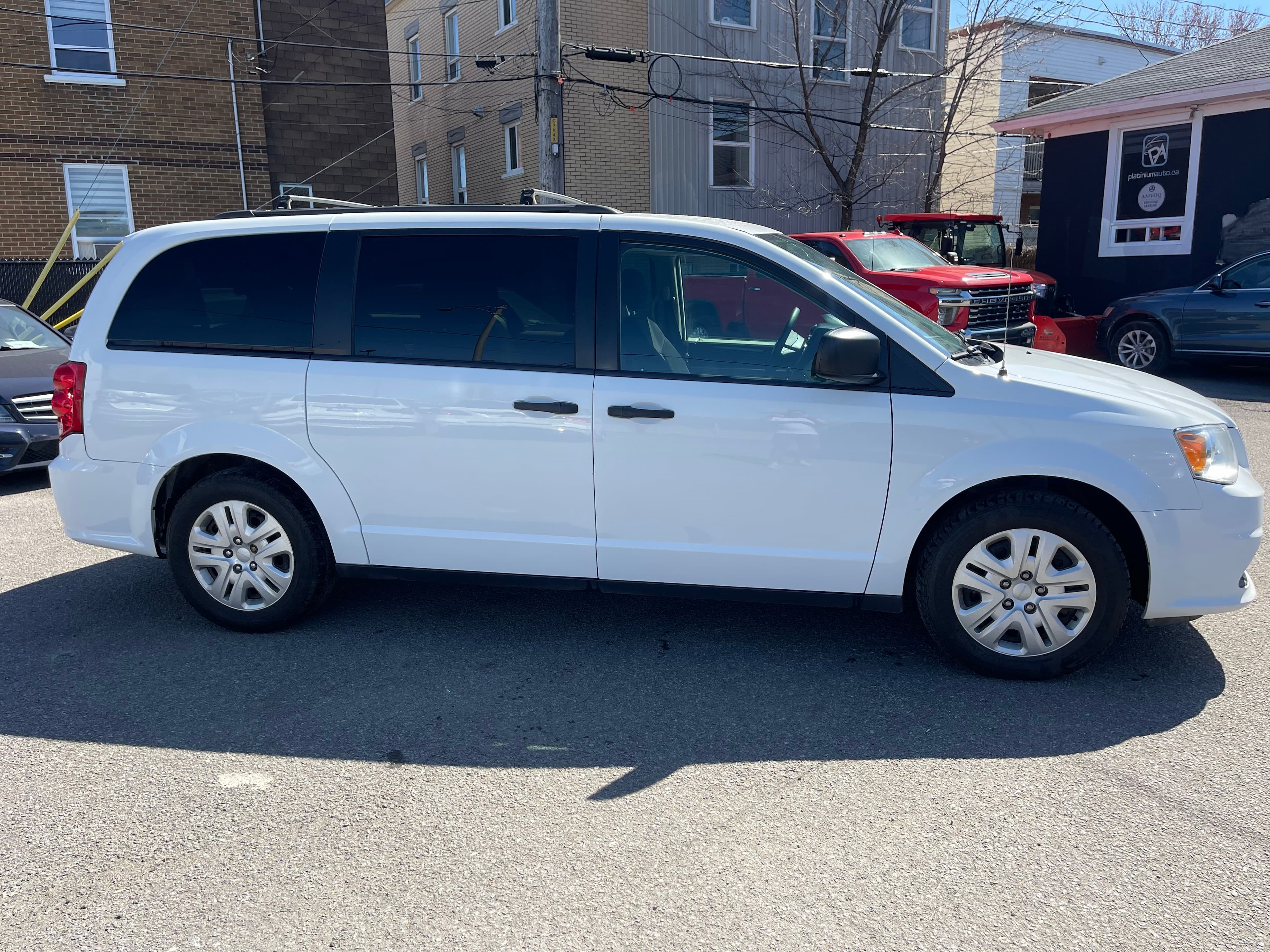 Dodge Grand Caravan 2020 - Image 8