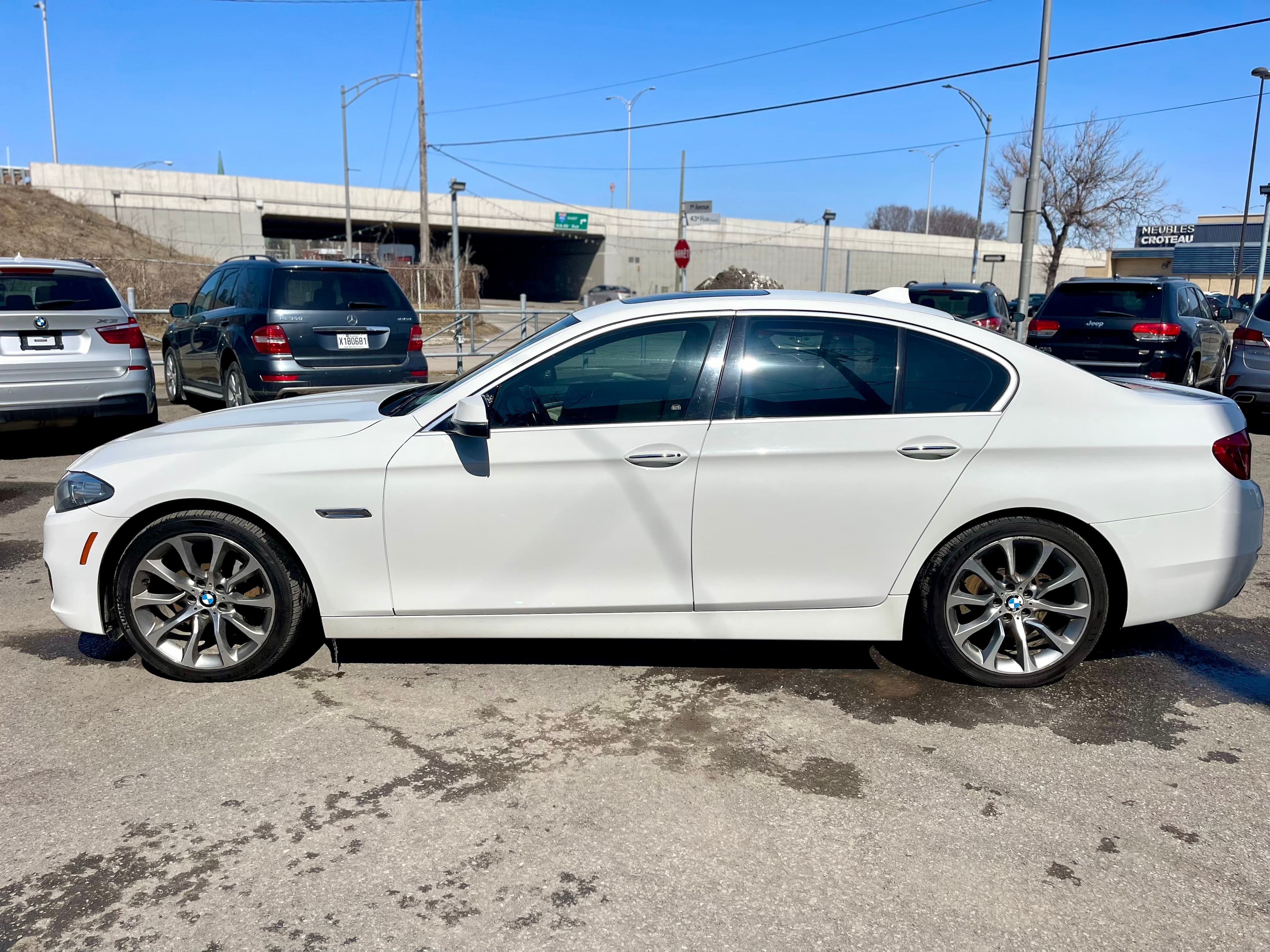 BMW 5 Series 2014 - Image 10