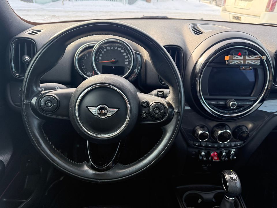 MINI Countryman 2018 - Image 14